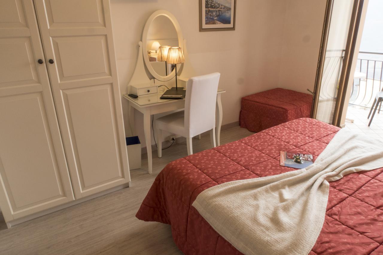 Hotel Garni Bel Sito Tremosine Екстериор снимка